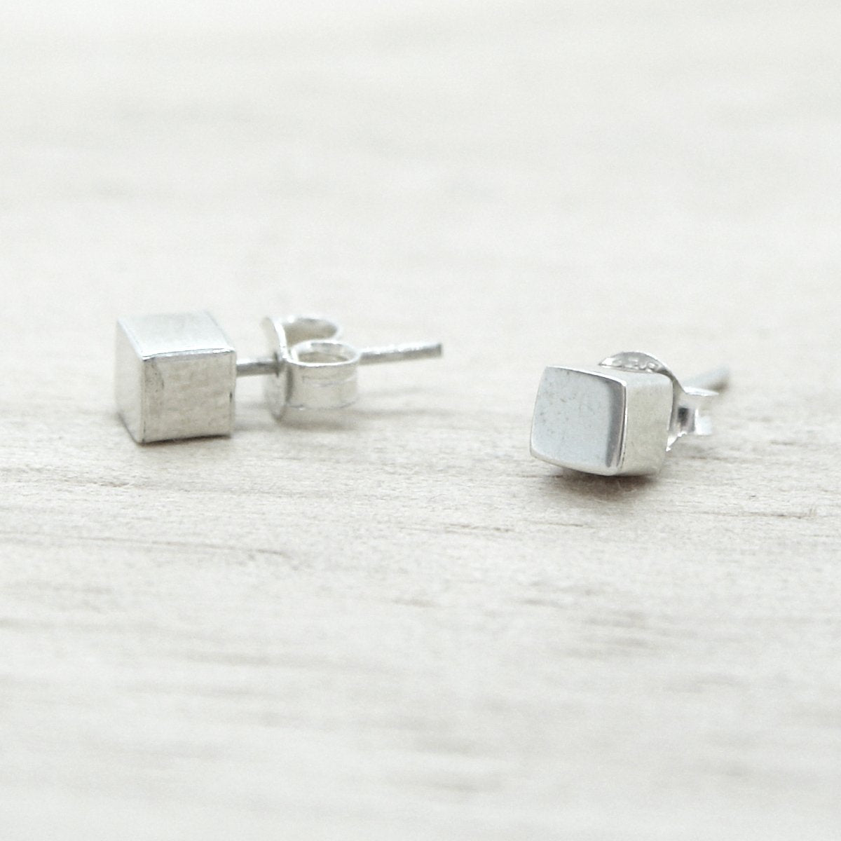 pendientes-plata-cubo-2.jpg