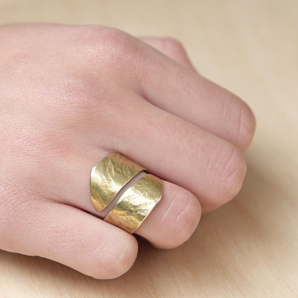 anillo-laton-aguas-ajustable-cruzado-4.jpg