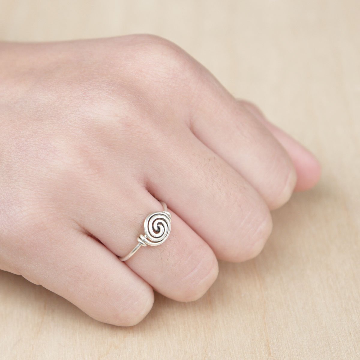 anillo-plata-hilo-fino-espiral-3.jpg