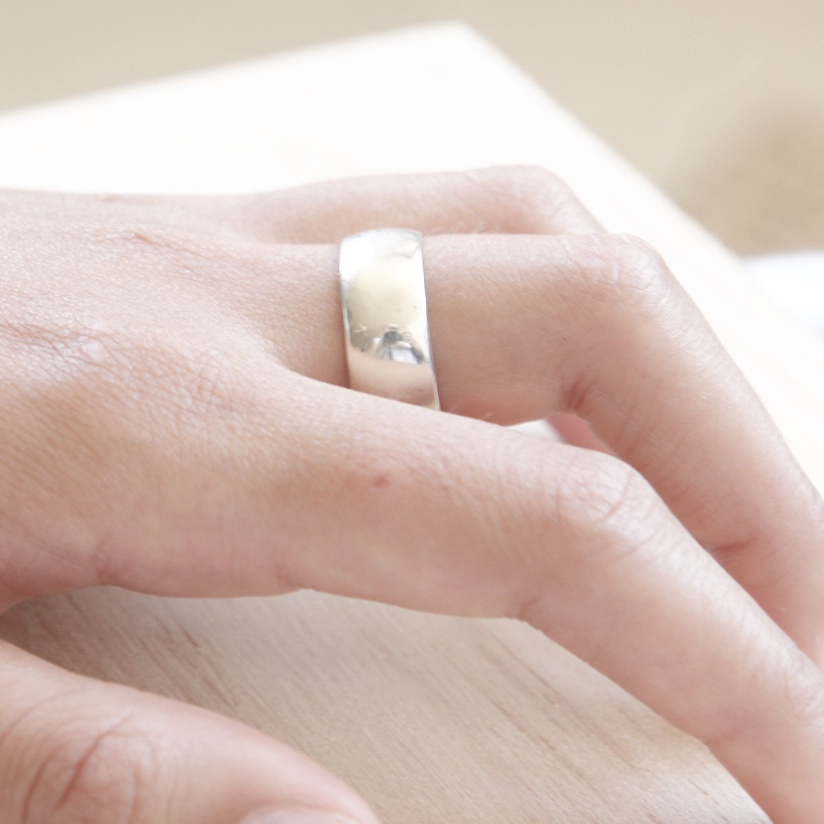 anillo-plata-liso-ancho-5.jpg