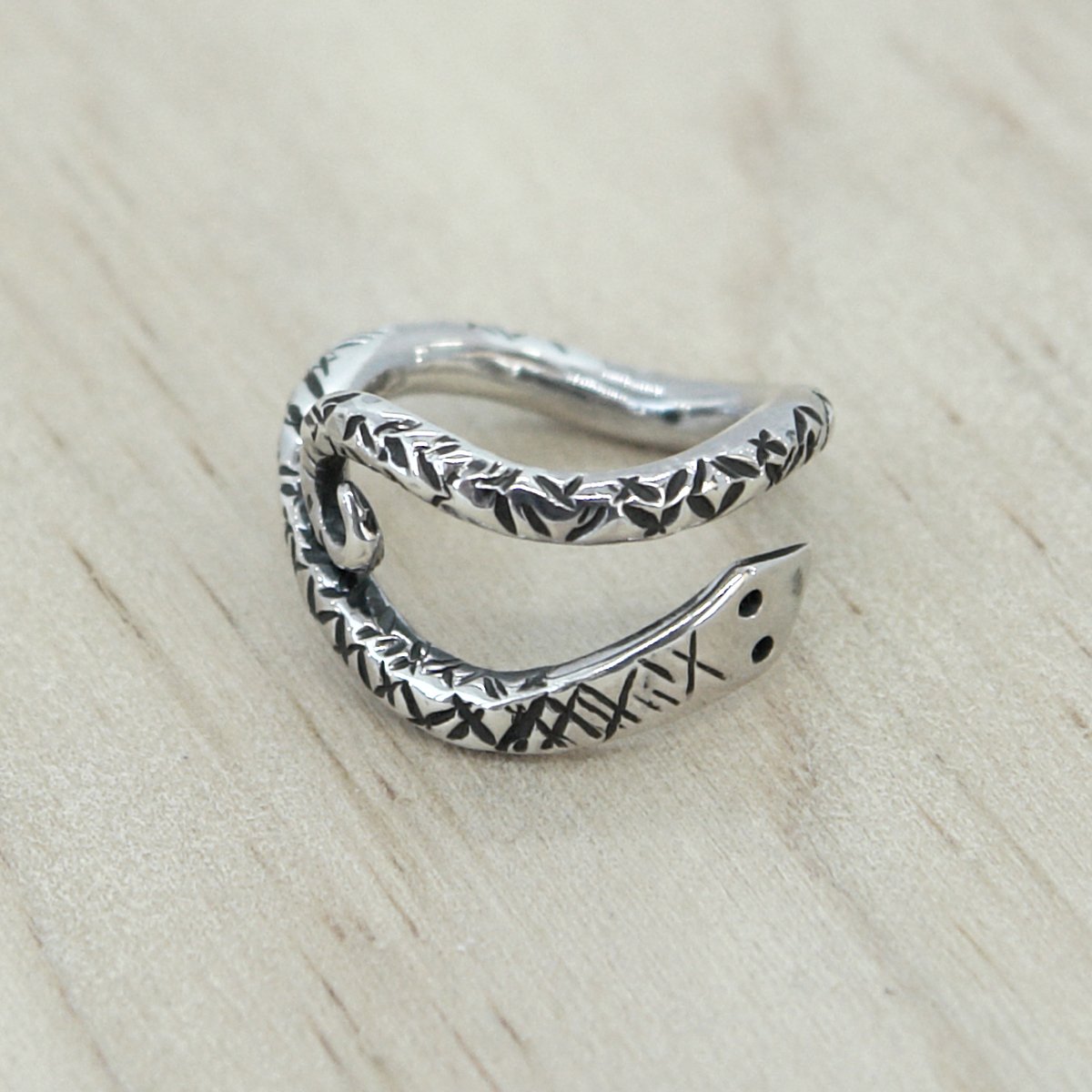anillo-plata-serpiente-1.jpg