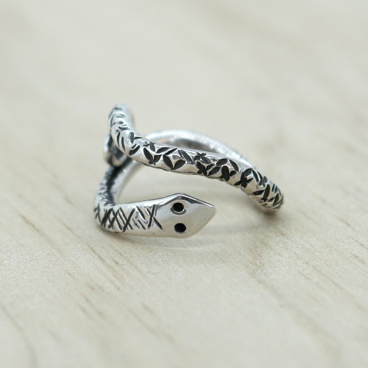 anillo-plata-serpiente-2.jpg