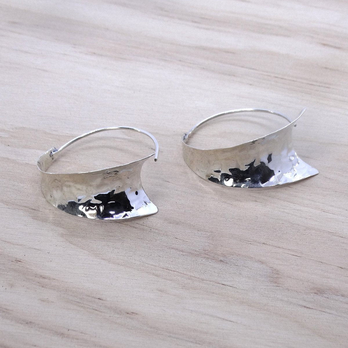 pendientes-aros-plata-abiertos-martelle-2.jpg