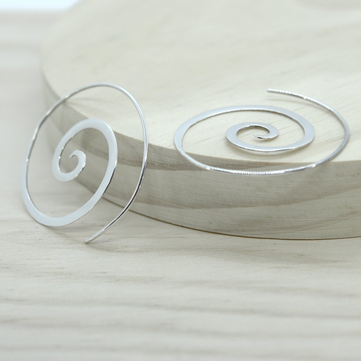 pendientes-aros-plata-espiral-grandes-2.jpg
