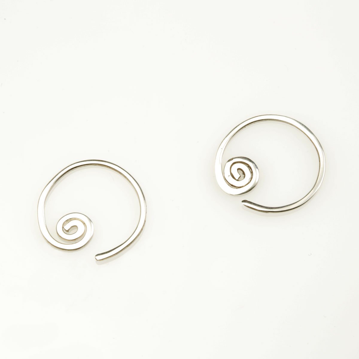 pendientes-aros-plata-espiral-pequena.jpg