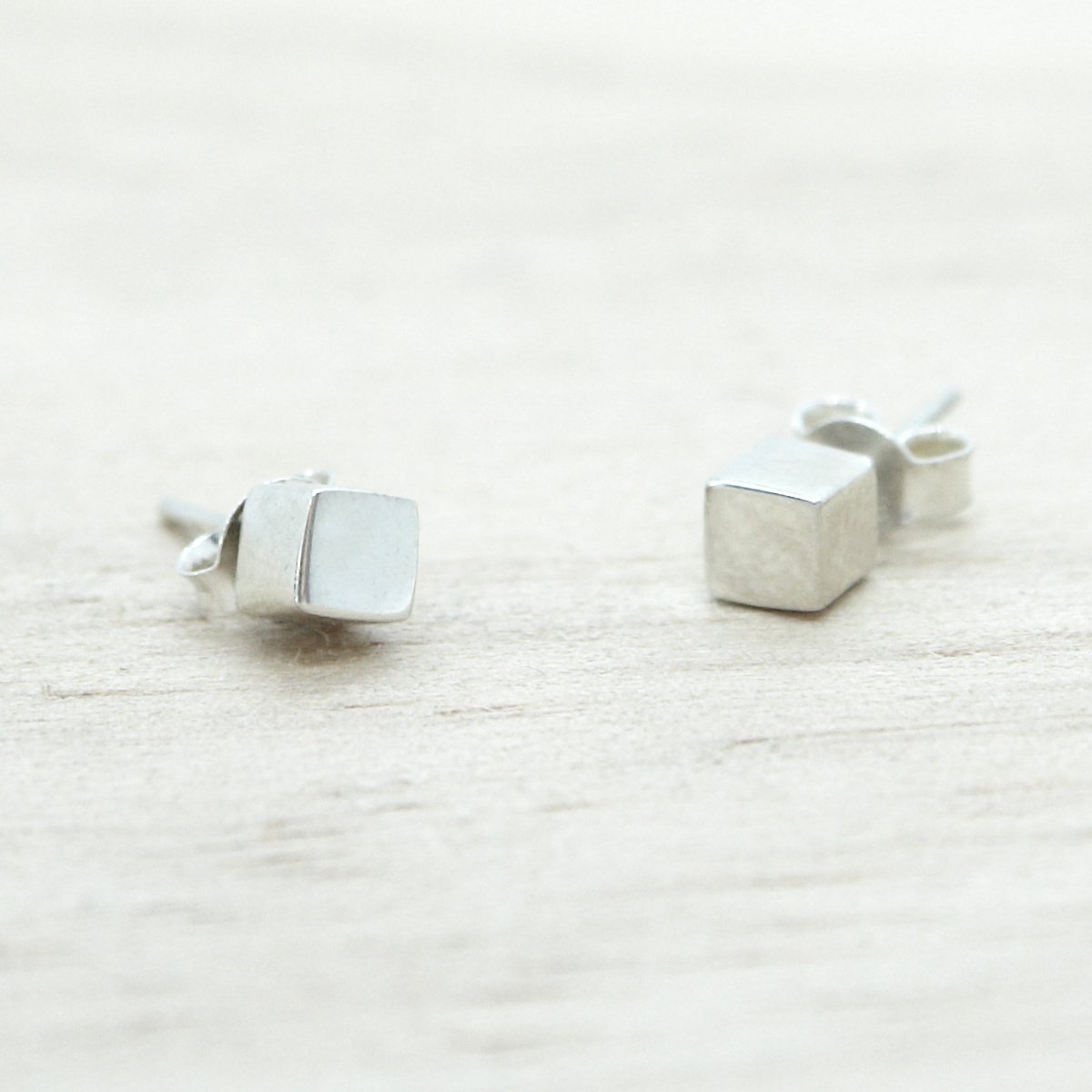 pendientes-plata-cubo-1.jpg