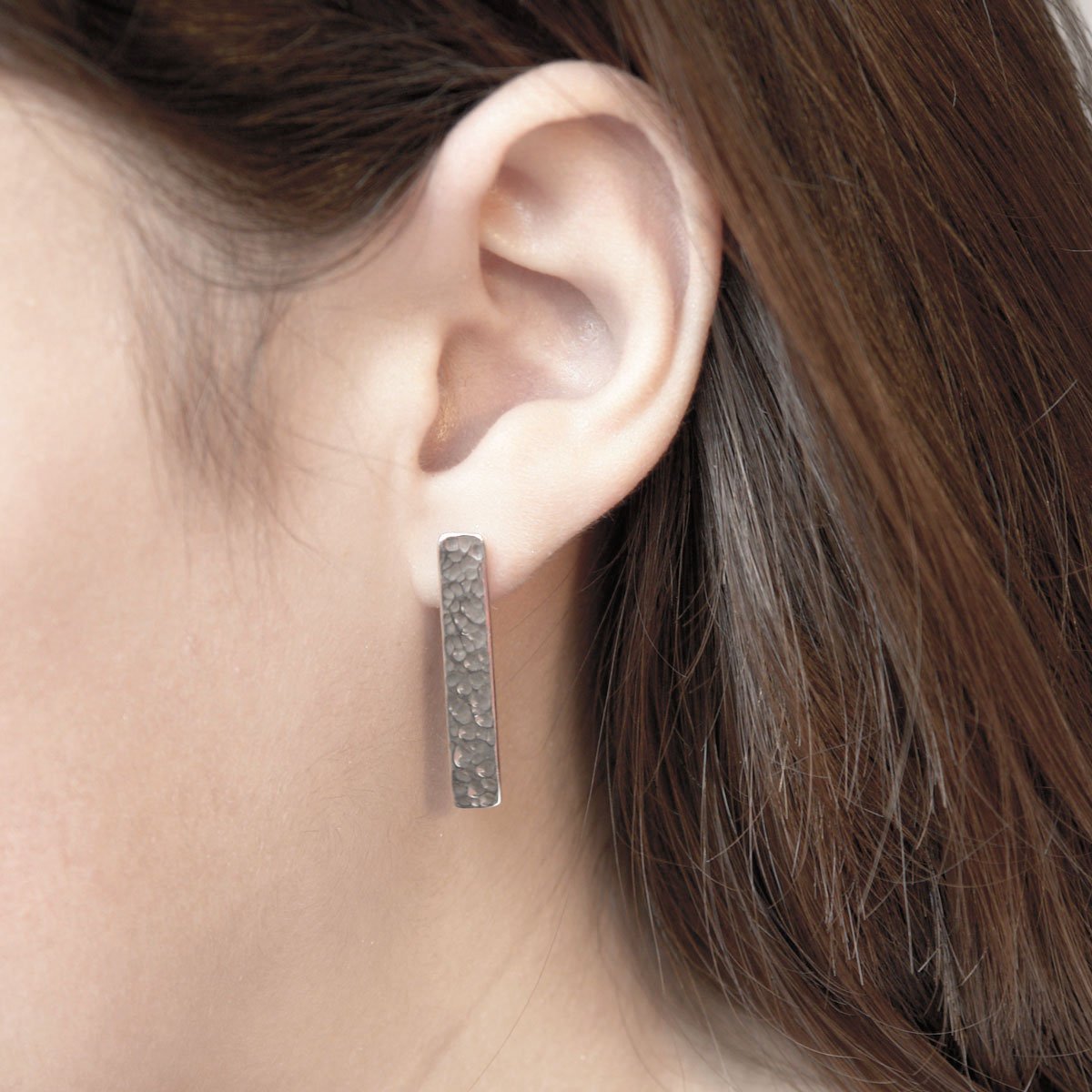 pendientes-plata-rectangular-martele-1.jpg