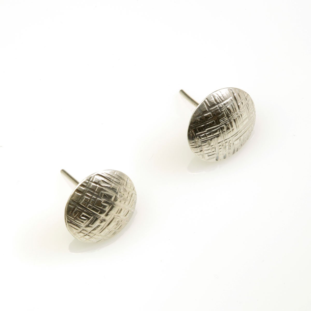 pendientes-plata-redondo-rejilla-1.jpg