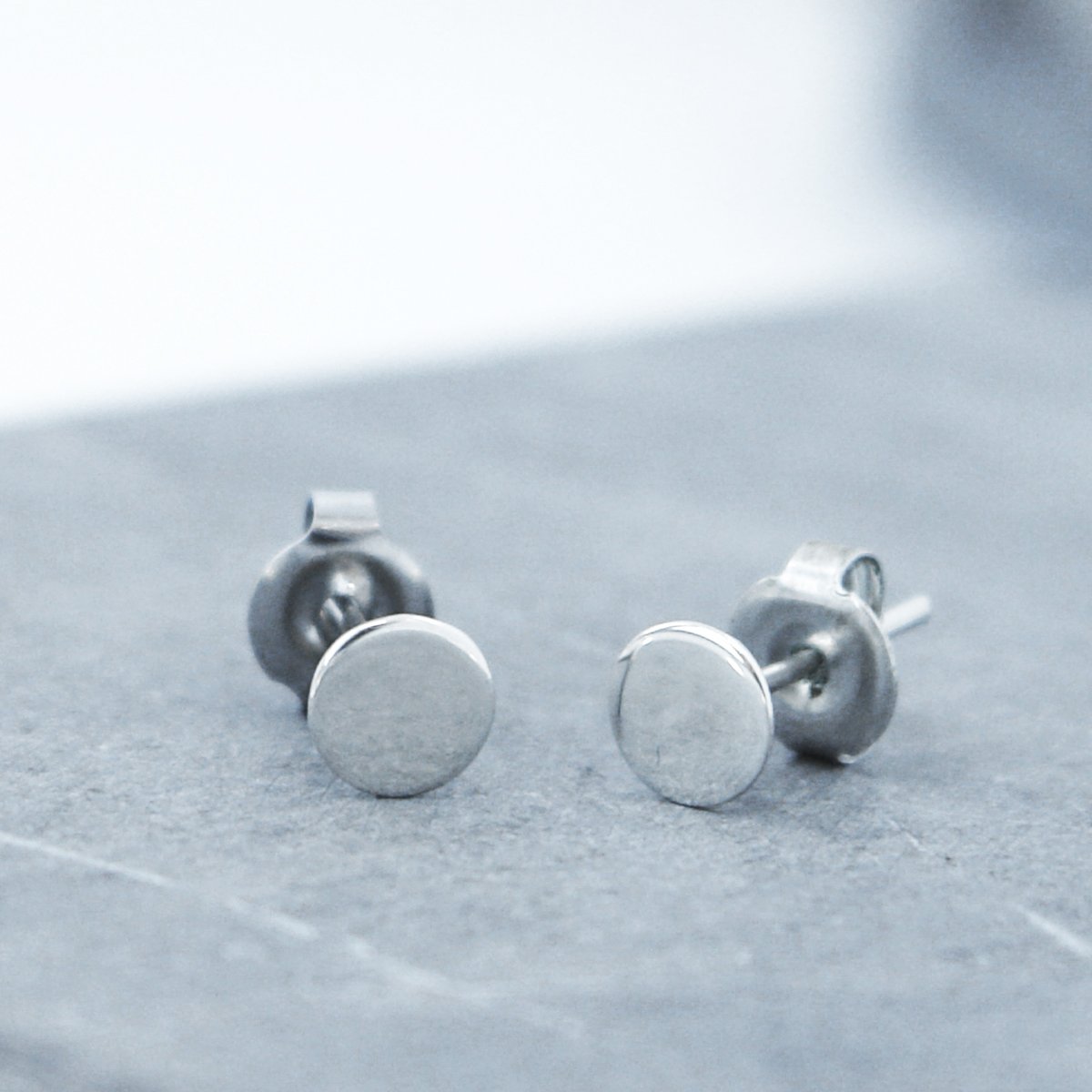 pendientes-plata-redondos-lisos-4.jpg