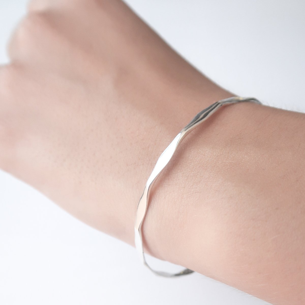 pulsera-plata-fina-rectas-4.jpg