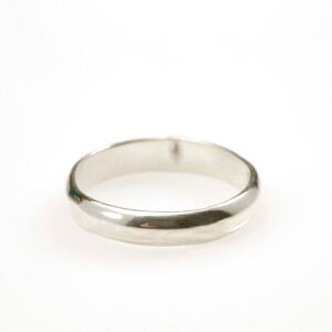 Anillo de plata alianza media caña