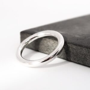 Anillo de plata alianza Petunia